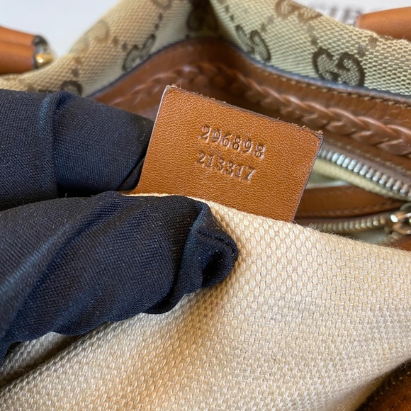 🔥Gucci GG Logo Supreme Shoulder Bag Satchel🔥 - Picture 15 of 15